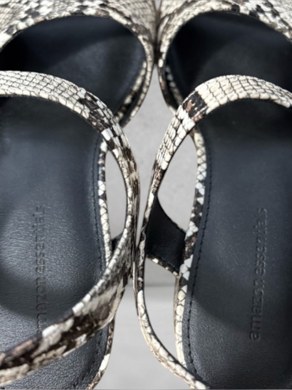 Amazon Essentials Snake Print Platform Block Heel Sandals Womens Size 8 NIB - Picture 7 of 8